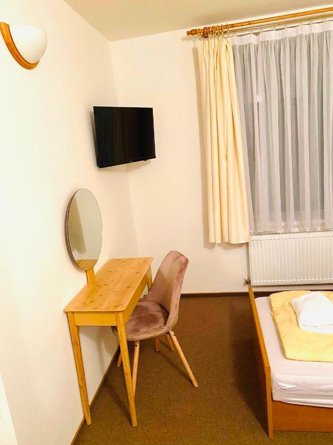 Penzion a restaurace U Červinků Cista u Horek Esterno foto